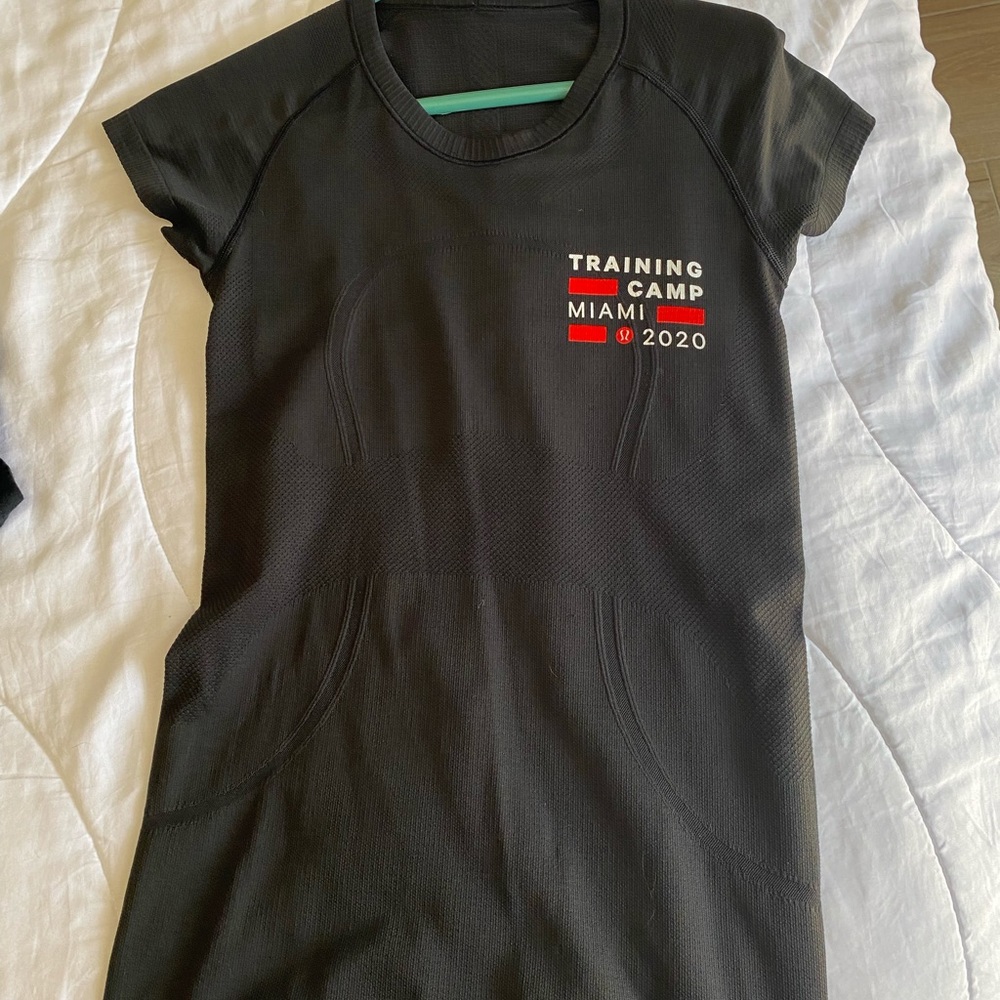 Lululemon Athletica Swiftly T
